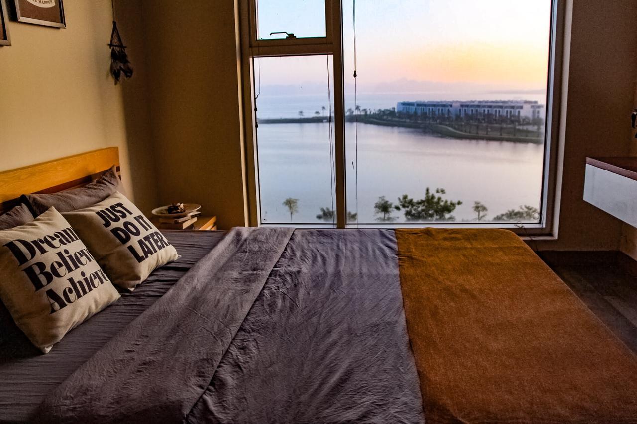 Le Jardin Homestay Ha Long Esterno foto